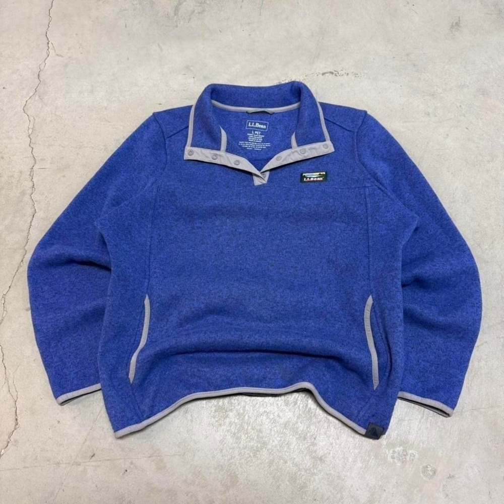 2000s y2k women's L.L. Bean fleece sweatshirt
